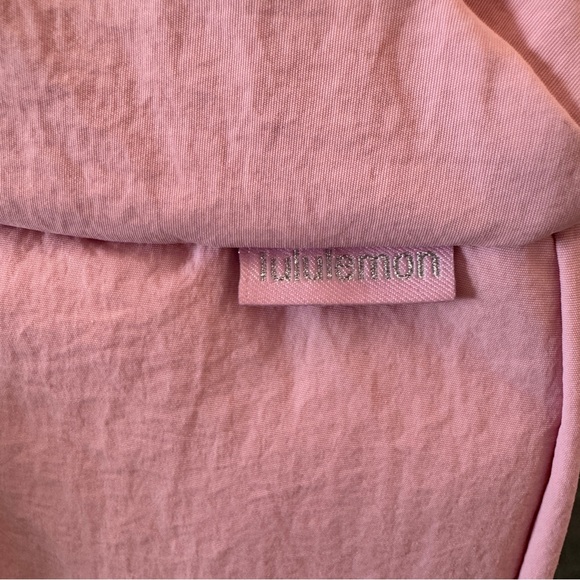 Lululemon Pink Logo 6L Crossbady Bag - Picture 3 of 8